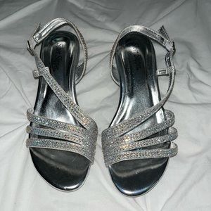 Girls silver sparkly mini heels